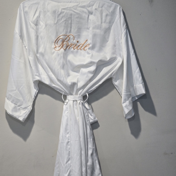 Bride Robe - Picture 3 of 3